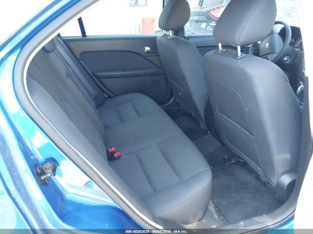 FORD FUSION SE - 8