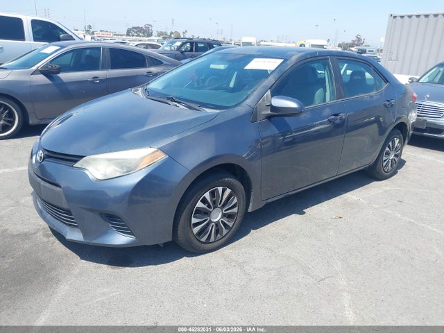 2015 Toyota COROLLA L photo 2