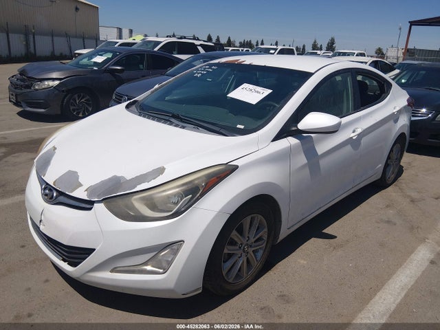 صورة 2 لـ 2015 Hyundai ELANTRA SE