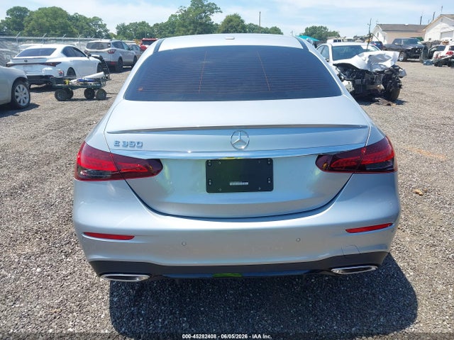 2022 Mercedes-BENZ E 350 — миниатюра 16