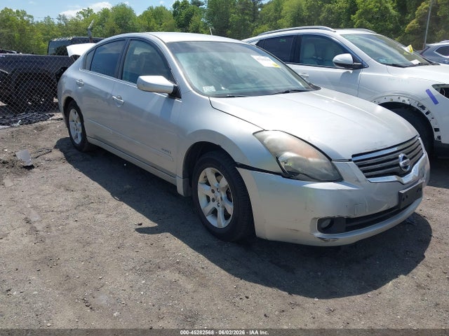 2009 NISSAN ALTIMA 