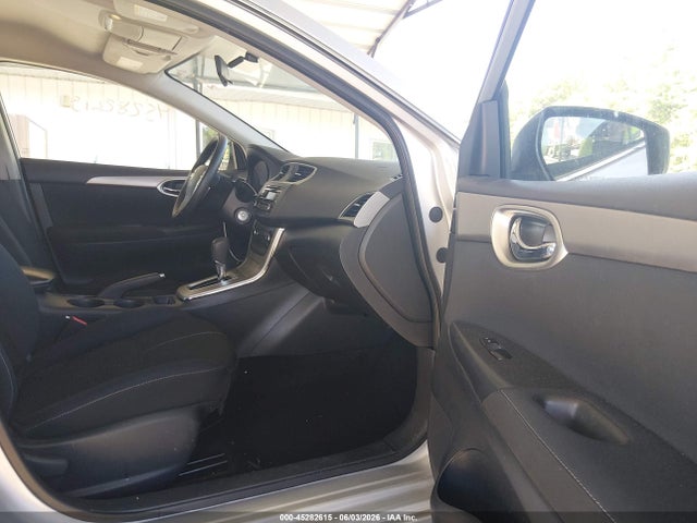 صورة 5 لـ 2015 Nissan SENTRA S