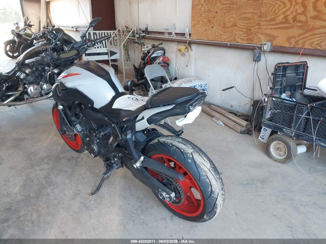 2020 YAMAHA MT07 4