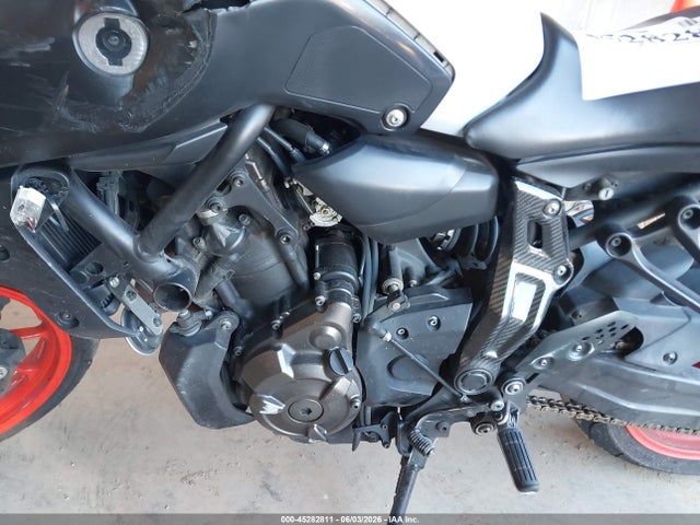 2020 YAMAHA MT07 8