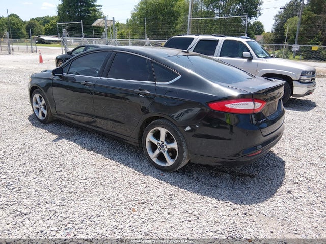 FORD FUSION SE - 3