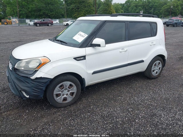 2013 KIA SOUL photo 2