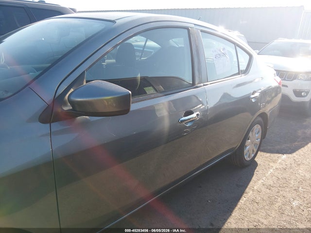 2019 Nissan VERSA 1.6 SV 缩略图 14