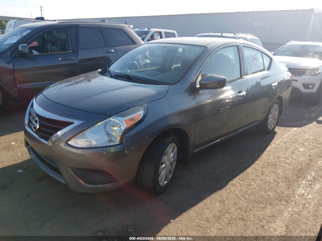 2019 Nissan VERSA 1.6 SV 照片 2