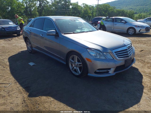 2013 MERCEDES-BENZ E 4MATIC