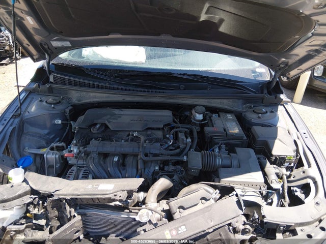 صورة 10 لـ 2024 Hyundai ELANTRA LIMITED