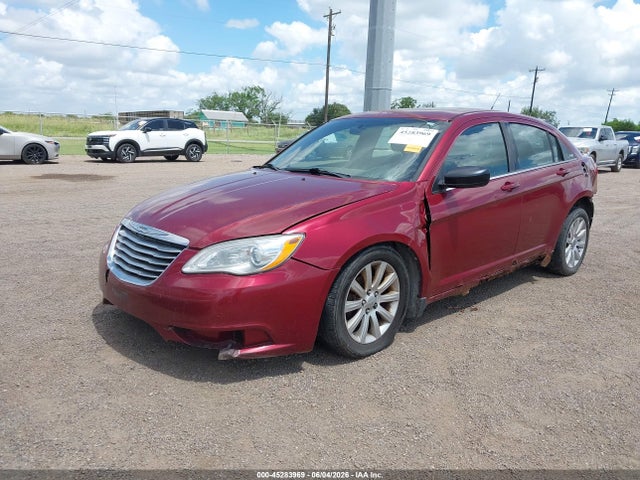 2011 Chrysler 200 TOURING 照片 2