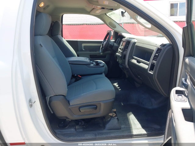 2019 RAM 1500 CLASSIC 照片 5