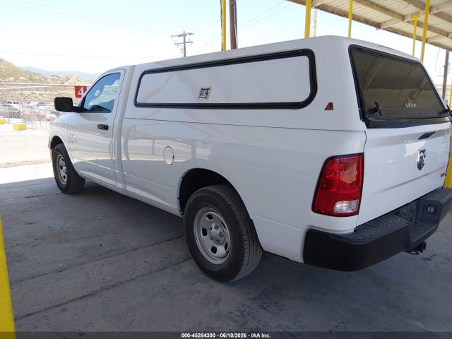 2019 RAM 1500 CLASSIC 照片 3