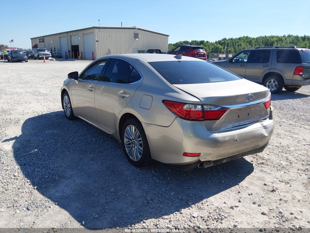 صورة 3 لـ 2015 Lexus ES 350