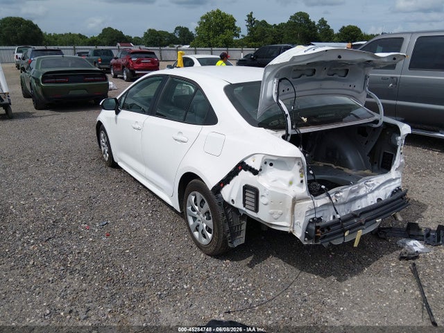 2023 Toyota COROLLA LE photo 3