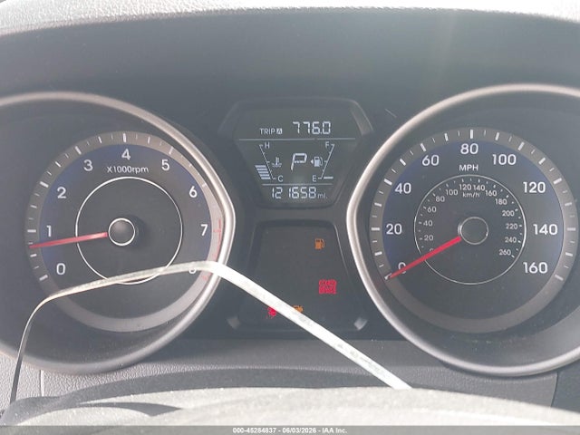 صورة 7 لـ 2015 Hyundai ELANTRA SE