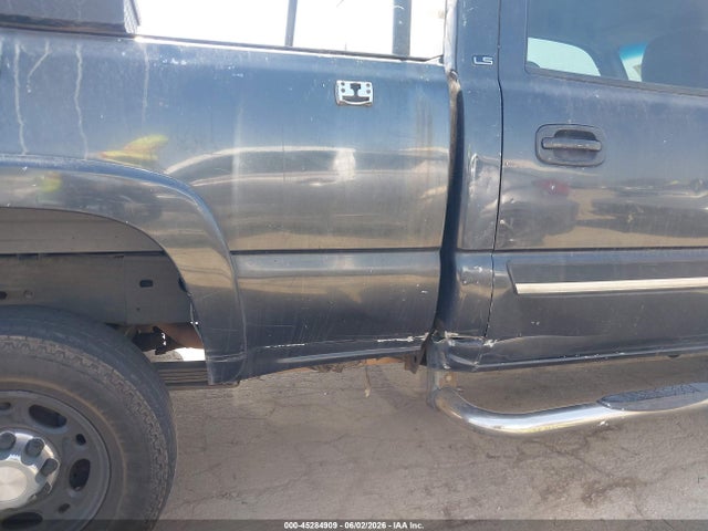 2003 Chevrolet SILVERADO 2500HD LS thumbnail 12