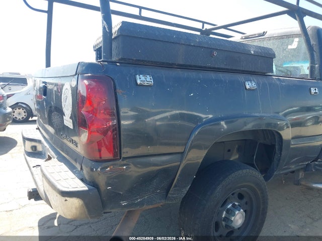 2003 Chevrolet SILVERADO 2500HD LS thumbnail 13