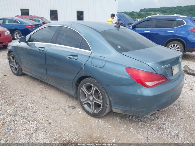 صورة 3 لـ 2014 Mercedes-BENZ CLA