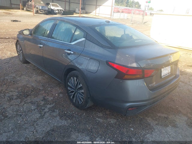 صورة 3 لـ 2025 Nissan ALTIMA SV FWD