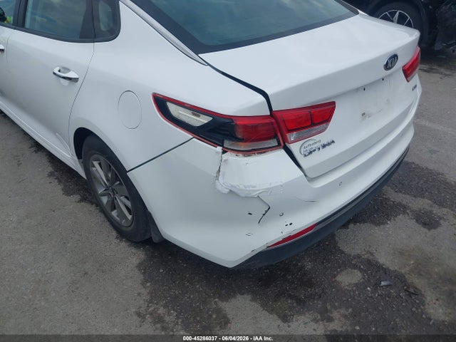 2018 KIA OPTIMA LX TURBO — миниатюра 17