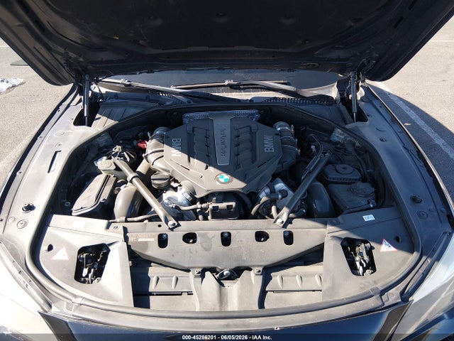 2012 BMW 750I XDRIVE 照片 10