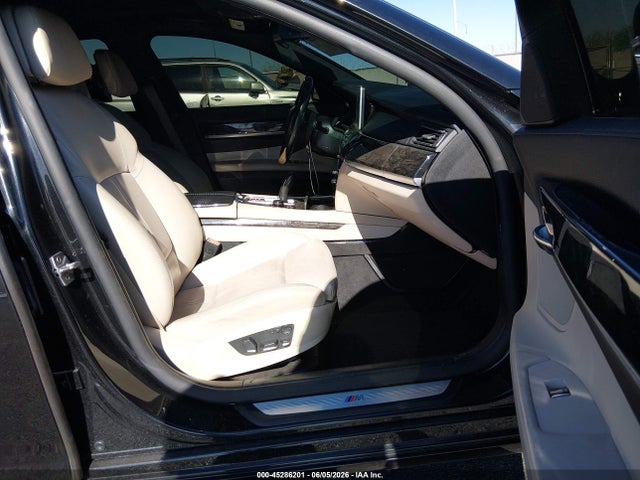 2012 BMW 750I XDRIVE 照片 5