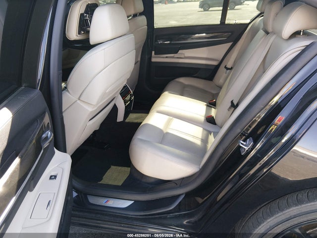 2012 BMW 750I XDRIVE 照片 8