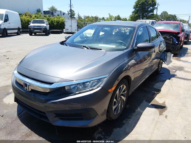 2018 Honda CIVIC EX — фото 2