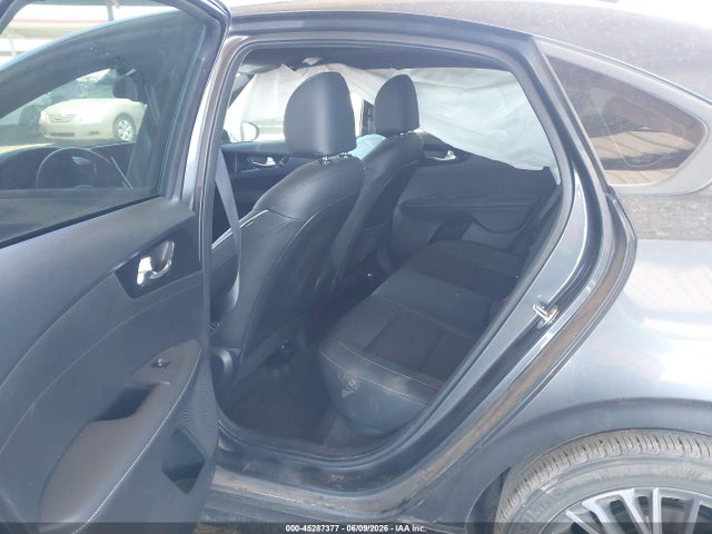 صورة 8 لـ 2024 KIA FORTE GT-LINE