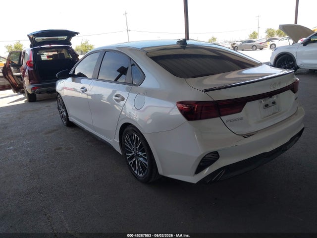 صورة 3 لـ 2023 KIA FORTE GT-LINE