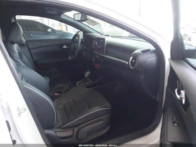 2023 KIA FORTE GT-LINE photo 5