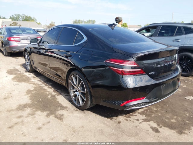 2022 Genesis G70 2.0T AWD — фото 3