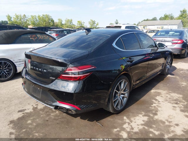 2022 Genesis G70 2.0T AWD — фото 4