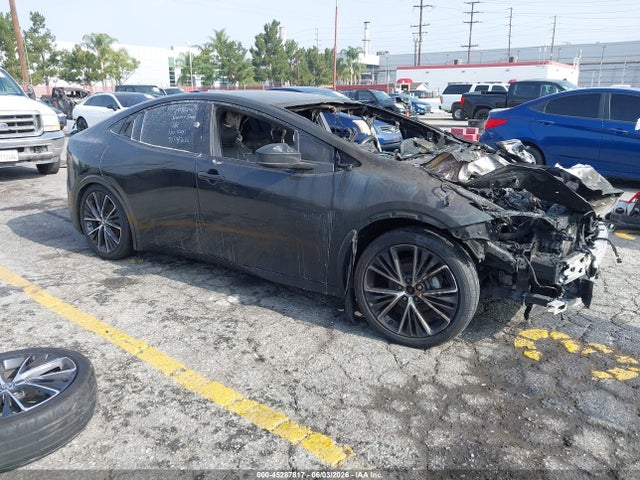 2024 TOYOTA PRIUS XLE