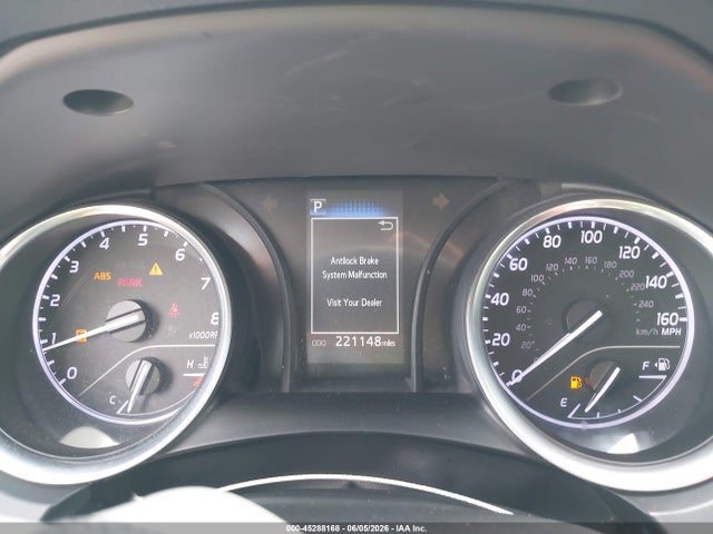 2018 Toyota CAMRY LE photo 7