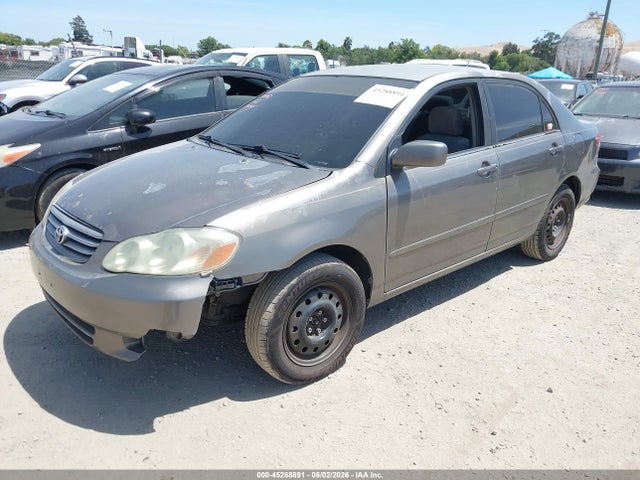 2003 Toyota COROLLA LE photo 2