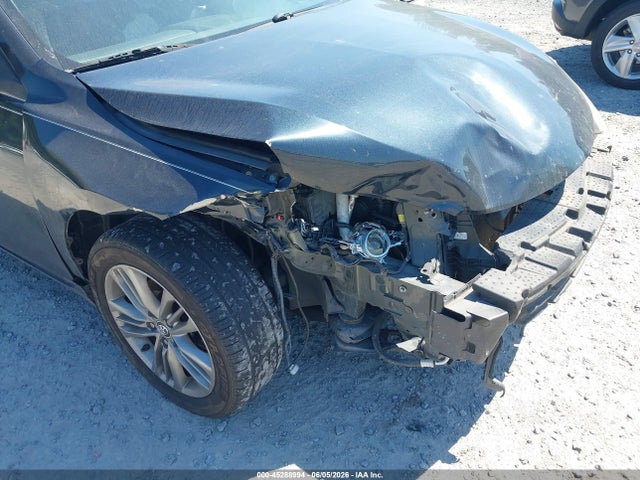 صورة 6 لـ 2016 Toyota CAMRY SE
