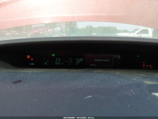 صورة 7 لـ 2014 Toyota PRIUS THREE