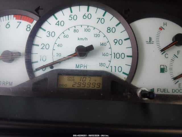 2003 Toyota COROLLA LE photo 7