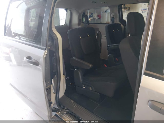 2019 DODGE GRAND CARAVAN SE 8