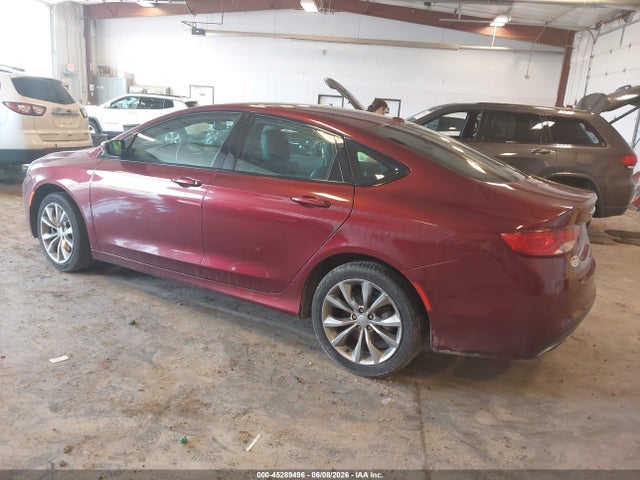 صورة مصغرة 3 لـ 2015 Chrysler 200 S