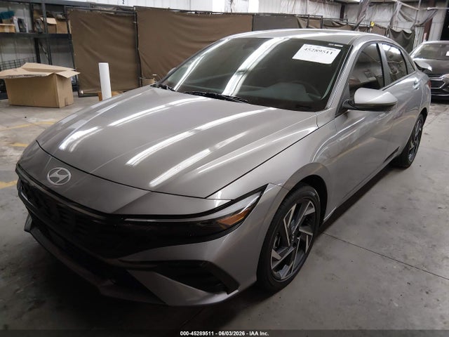 2026 Hyundai ELANTRA HYBRID LIMITED 照片 2