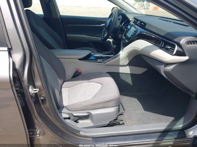 2020 Toyota CAMRY LE — миниатюра 5