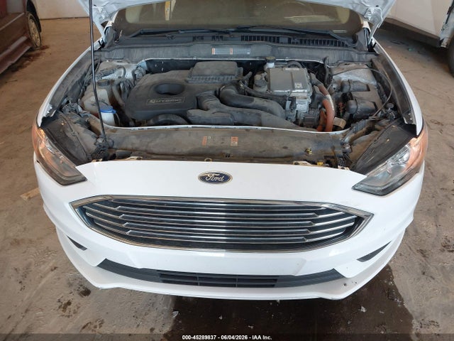 صورة 10 لـ 2018 FORD FUSION HYBRID SE