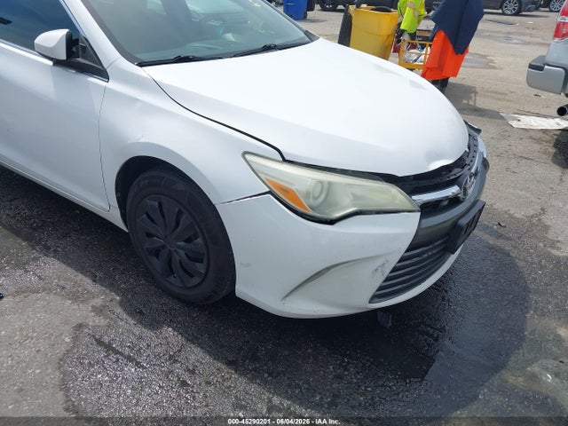 صورة مصغرة 17 لـ 2016 Toyota CAMRY LE