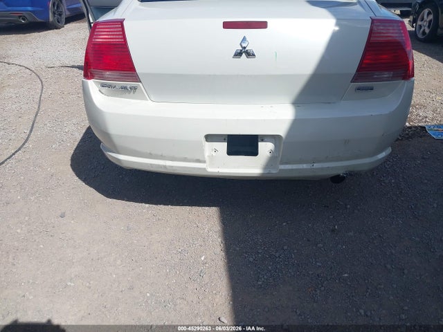 2004 Mitsubishi GALANT ES 照片 6