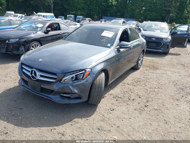 2015 Mercedes-BENZ C 300 4MATIC photo 2