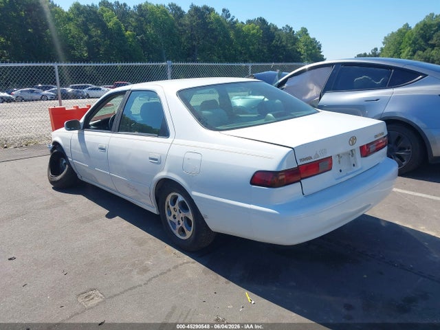 1998 Toyota CAMRY LE 照片 3