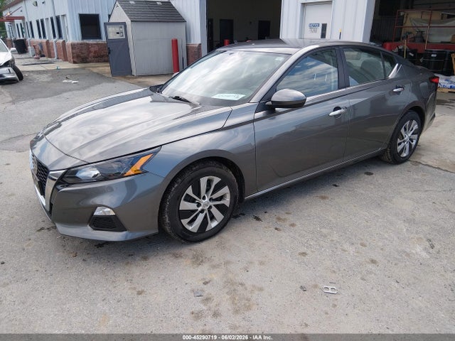 2022 Nissan ALTIMA S FWD 照片 2